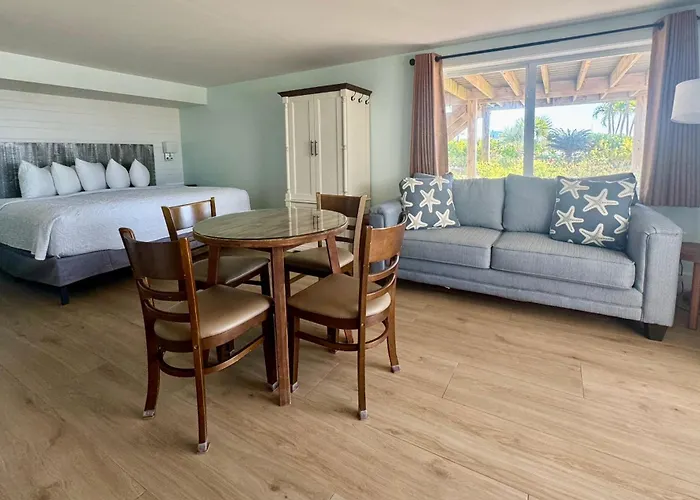 Ragged Edge Resort & Marina